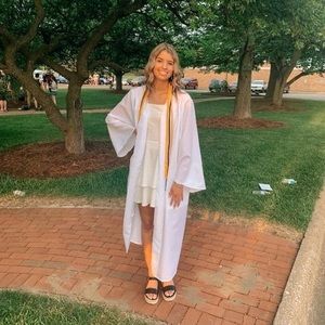 Meet your Posher, Haley